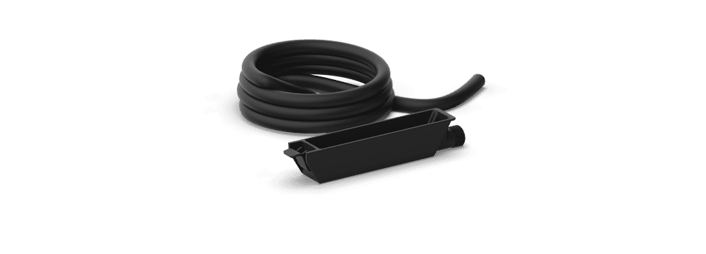 Unox Includes a hose with a connector to easily drain crumbs and water from collection drawer. XHC054.